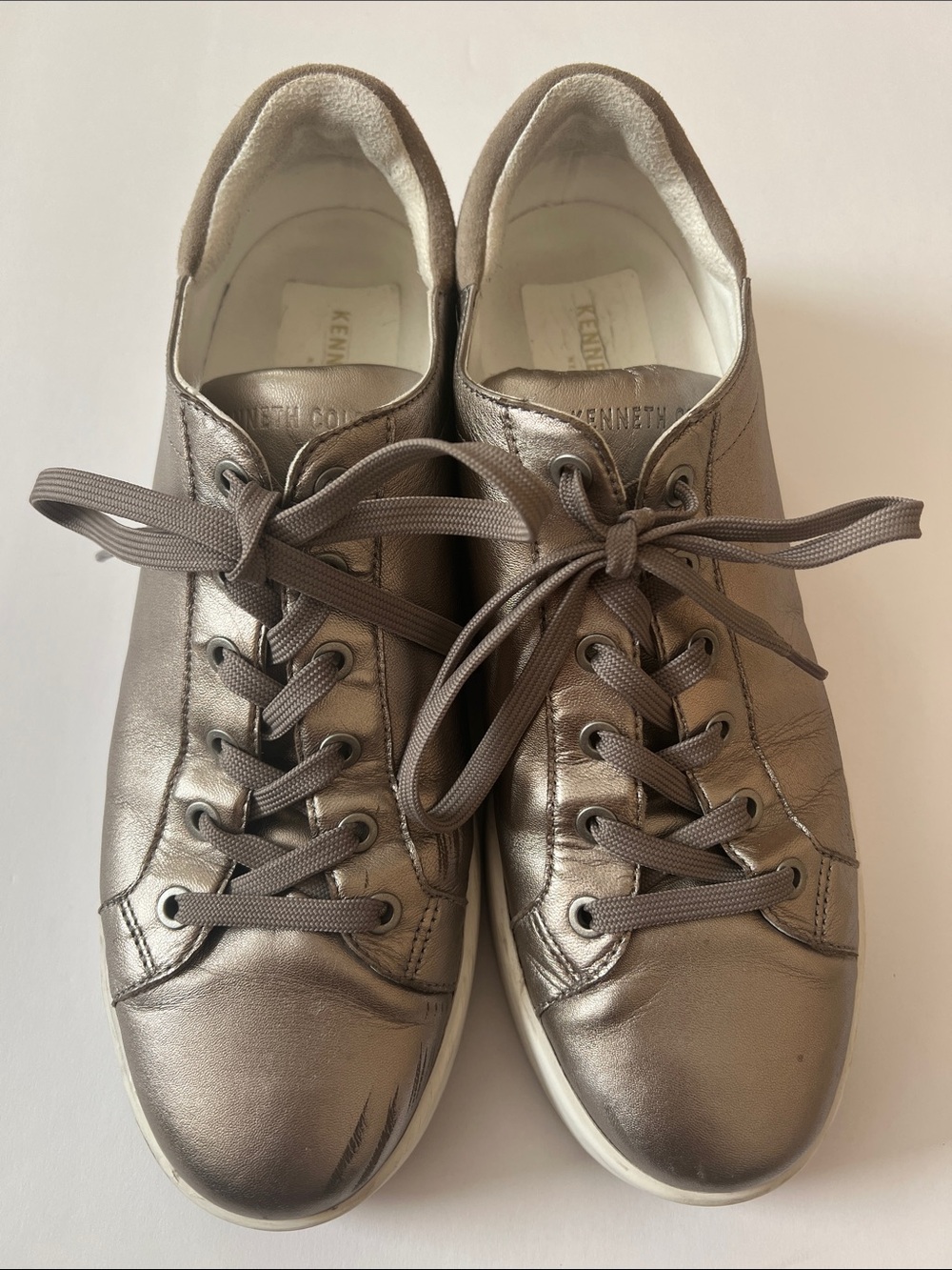 Kenneth Cole New York Kam Metallic Leather Sneakers SZ 10